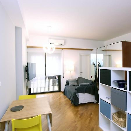 Sant'Angelo Modern Apartment Roma Exterior foto